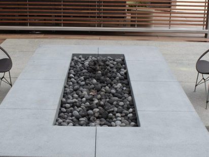 Black-Lava-Pebble-Fire-Pit-1-e1580260672242