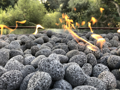 Black-Lava-Pebble-Fire-Pit-4-1